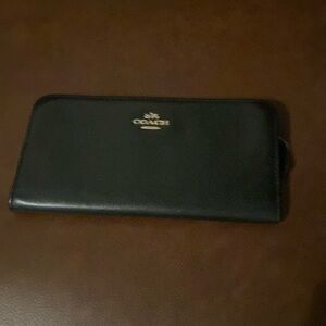 Vintage coach bifold wallet!